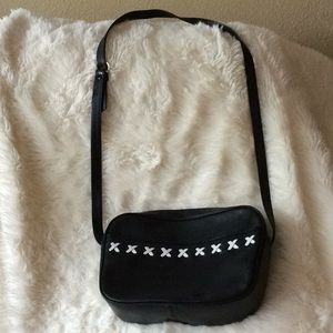 Leather Gianni Bernini Purse. excellent condition